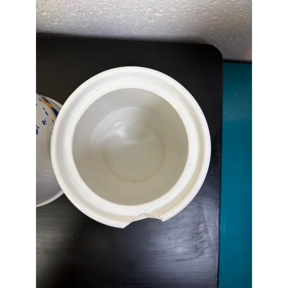 N/A vintage ceramic